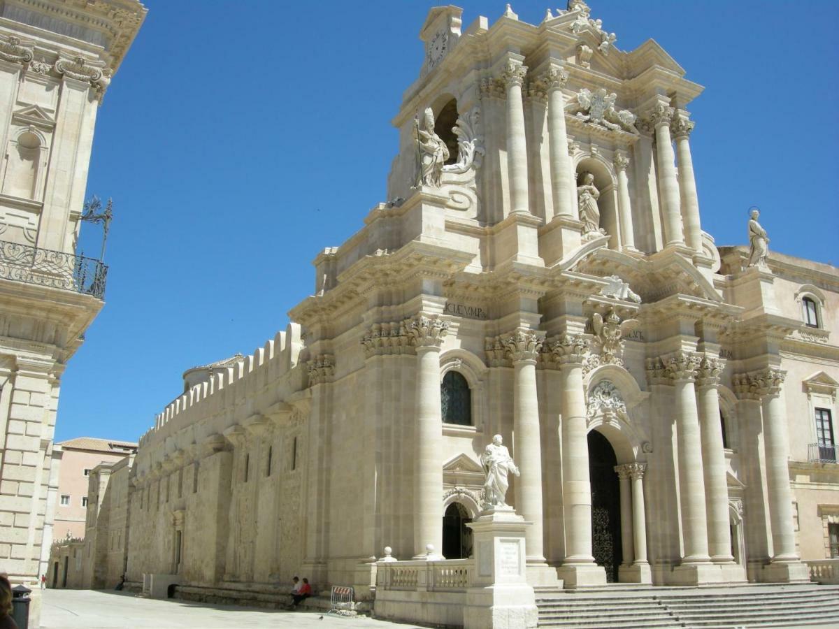 Syracuseapartments Il Piave Di Siracusa Appartamento Per 6 Persone Vicino Ad Ortigia A 200M Dal Mare Extérieur photo